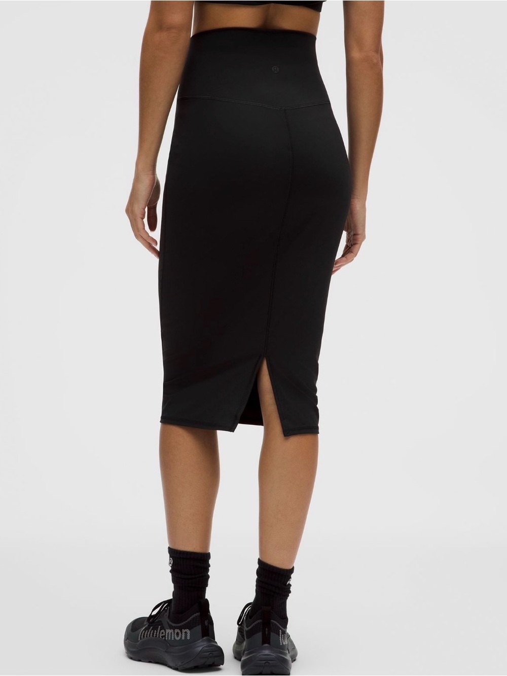 lululemon nulu slim-fit high-rise skirt Size 4 Color Black